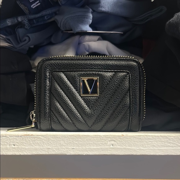 Black Victoria Secret wallet Perfect condition - Picture 1 of 3